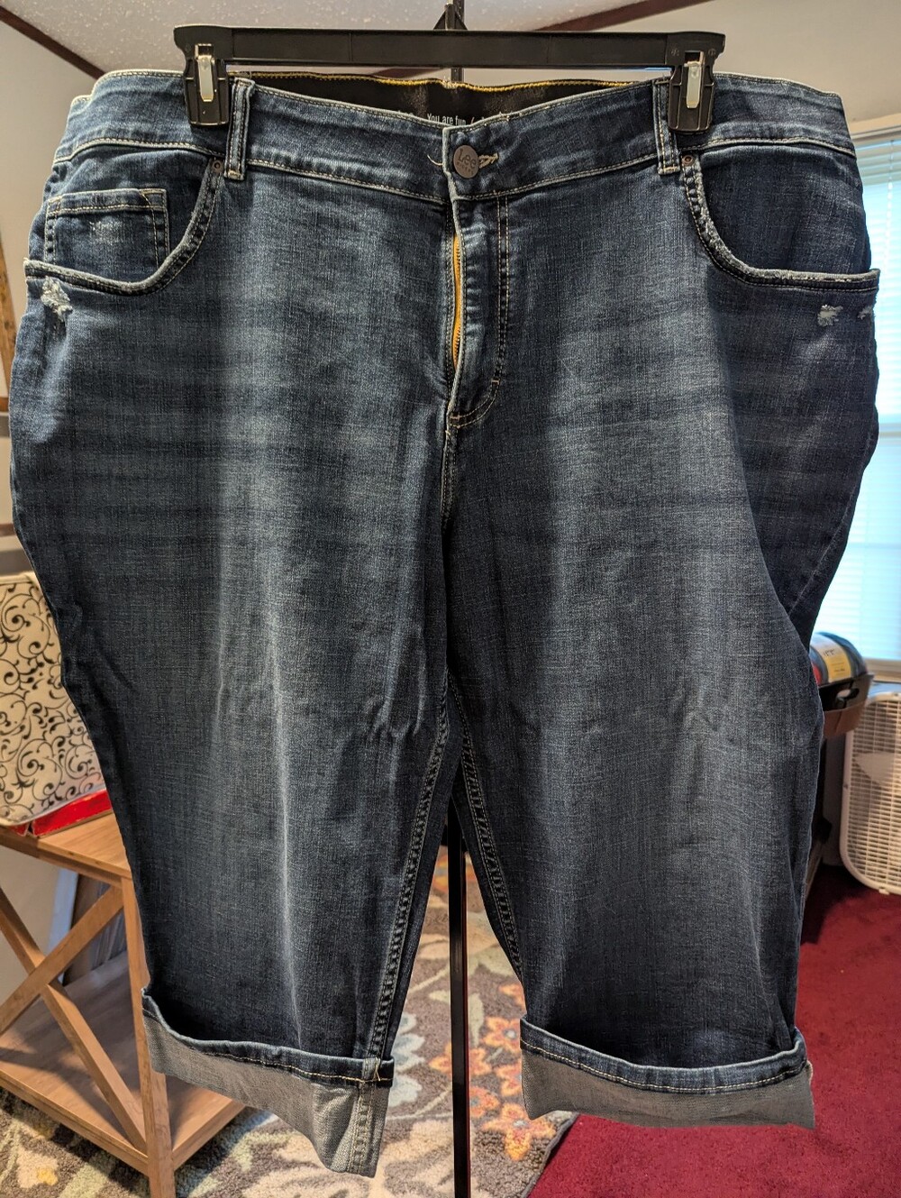 Lee jeans Dark Wash Rolled Hem Denim Pedal Pushers